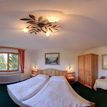 Garni Zimmermann Hotel 3*