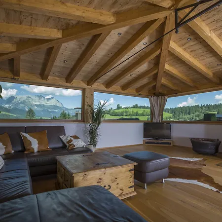 Garni Zimmermann فندق 3*