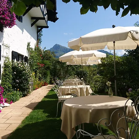 Garni Zimmermann فندق 3*