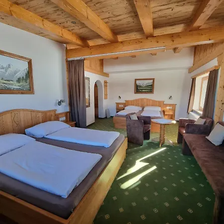 Garni Zimmermann Hotel 3*